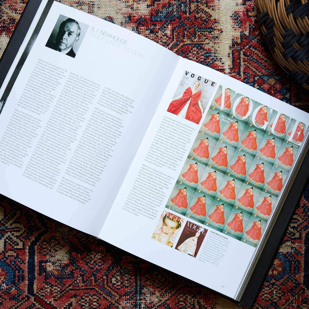 Vogue Illustrated History of the World's Most Famous Fashion Magazine