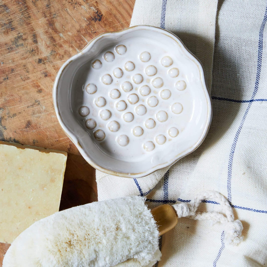 The Huntress New York Bower Soap Dish