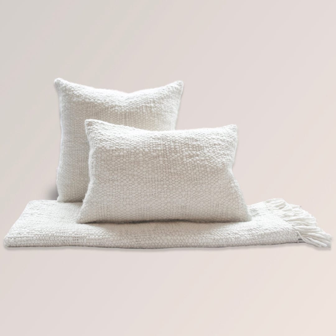 https://www.thehuntressny.com/cdn/shop/products/the-huntress-x-sefte-living-pillows-cream-the-huntress-x-sefte-artemis-euro-pillows-the-huntress-new-york-pound-ridge-30979833626693_1800x1800.jpg?v=1652824957