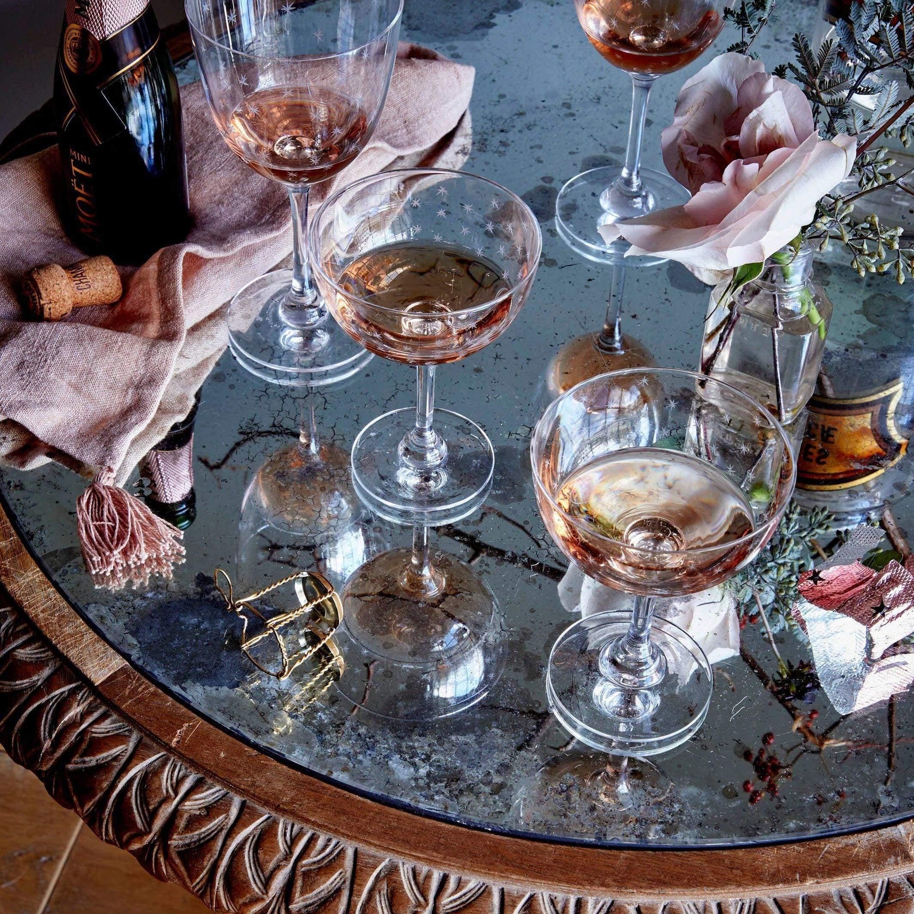 Hand Star Engraved Crystal Champagne Coupe THE HUNTRESS